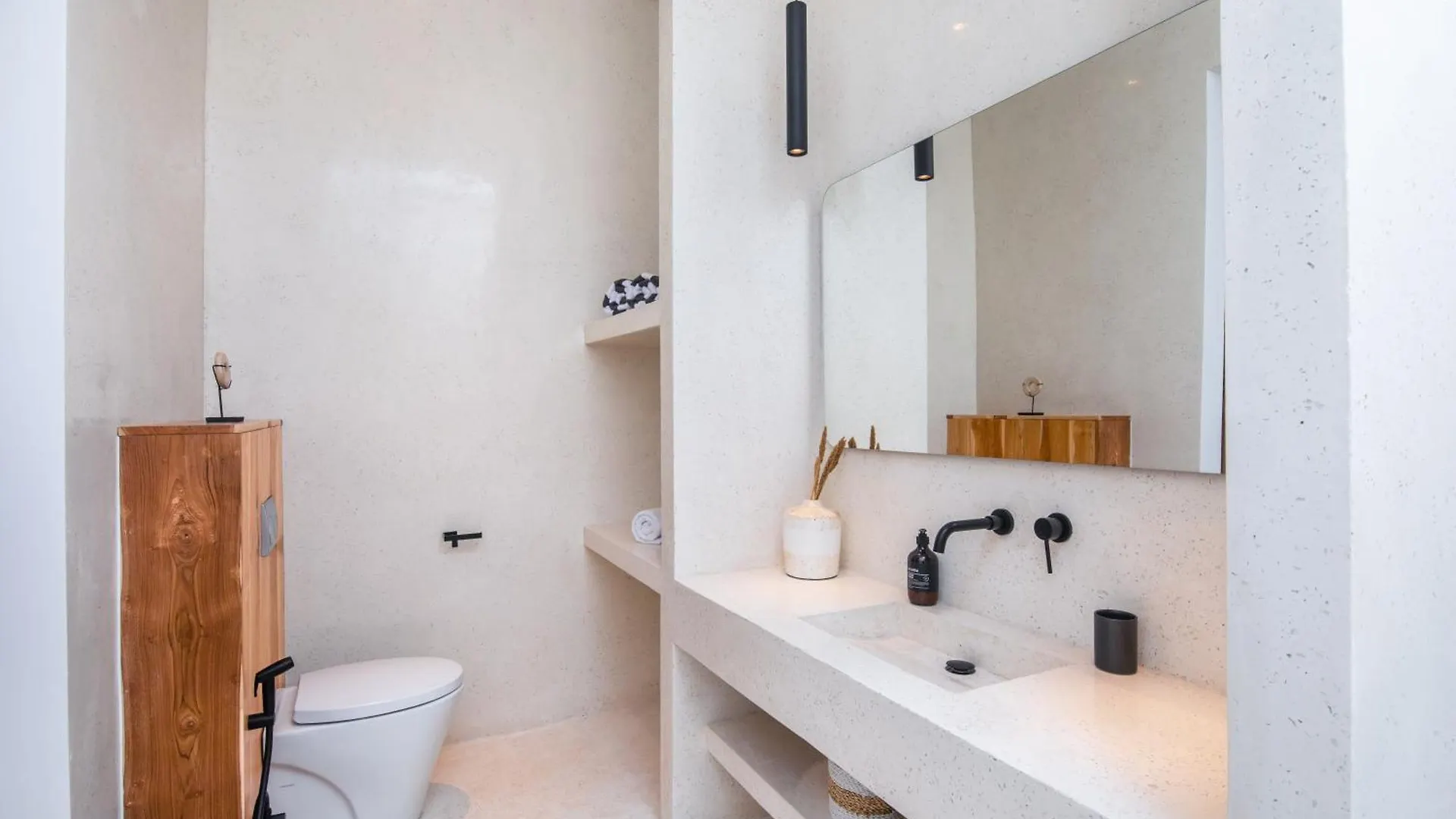 Modern 2Br Villa 5 Mins To Bingin Beach 0*, Uluwatu (Bali) Indonesia