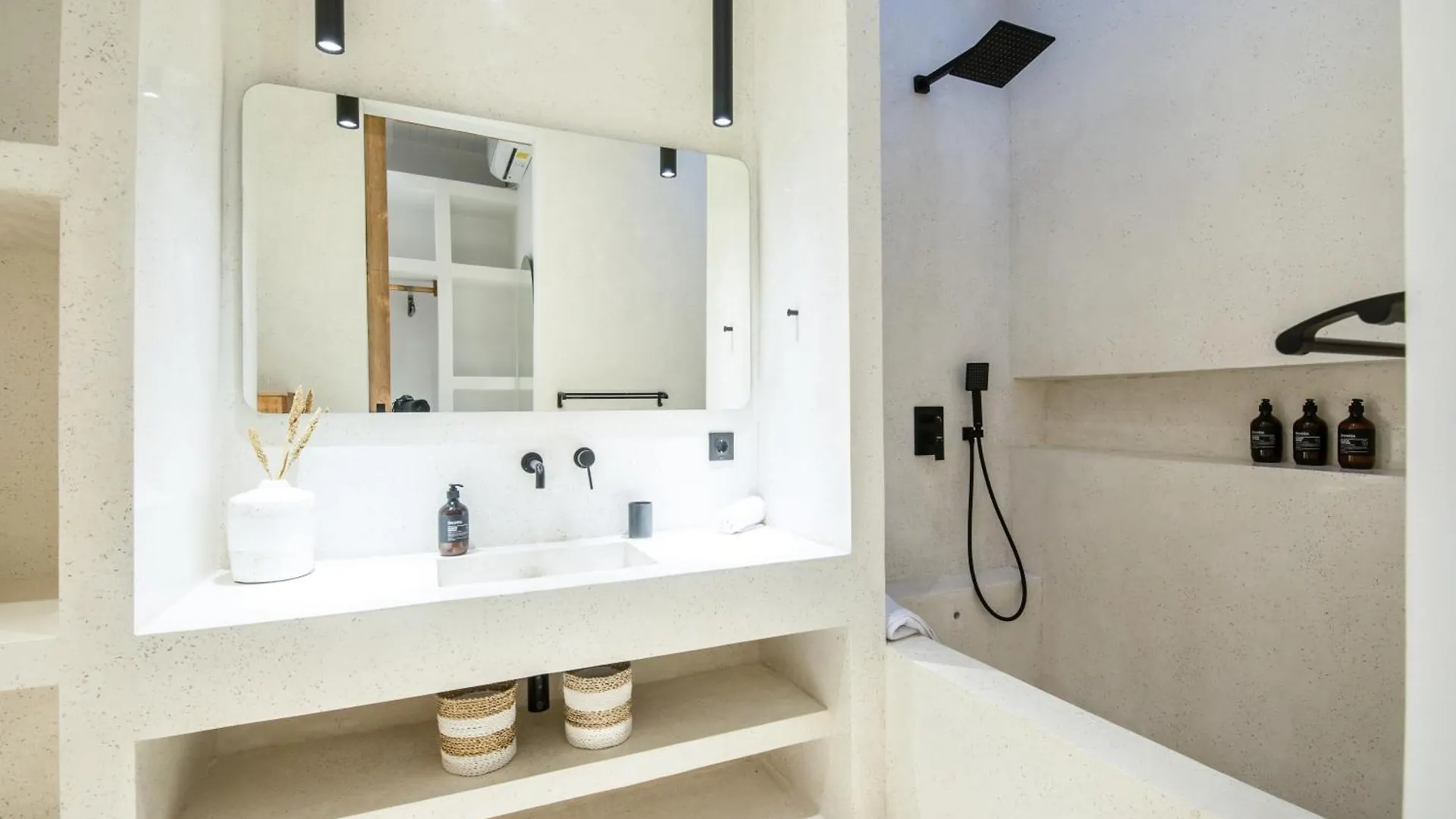 Modern 2Br Villa 5 Mins To Bingin Beach Uluwatu Indonézia